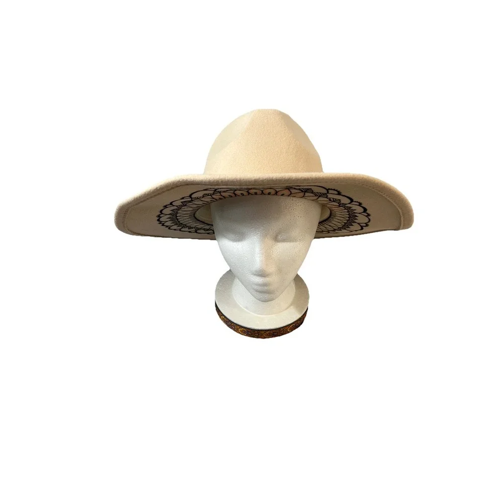Women's belt hat hand-painted‎ beige